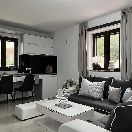 Stefan Apartment