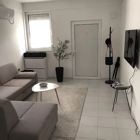 Stefan Apartment